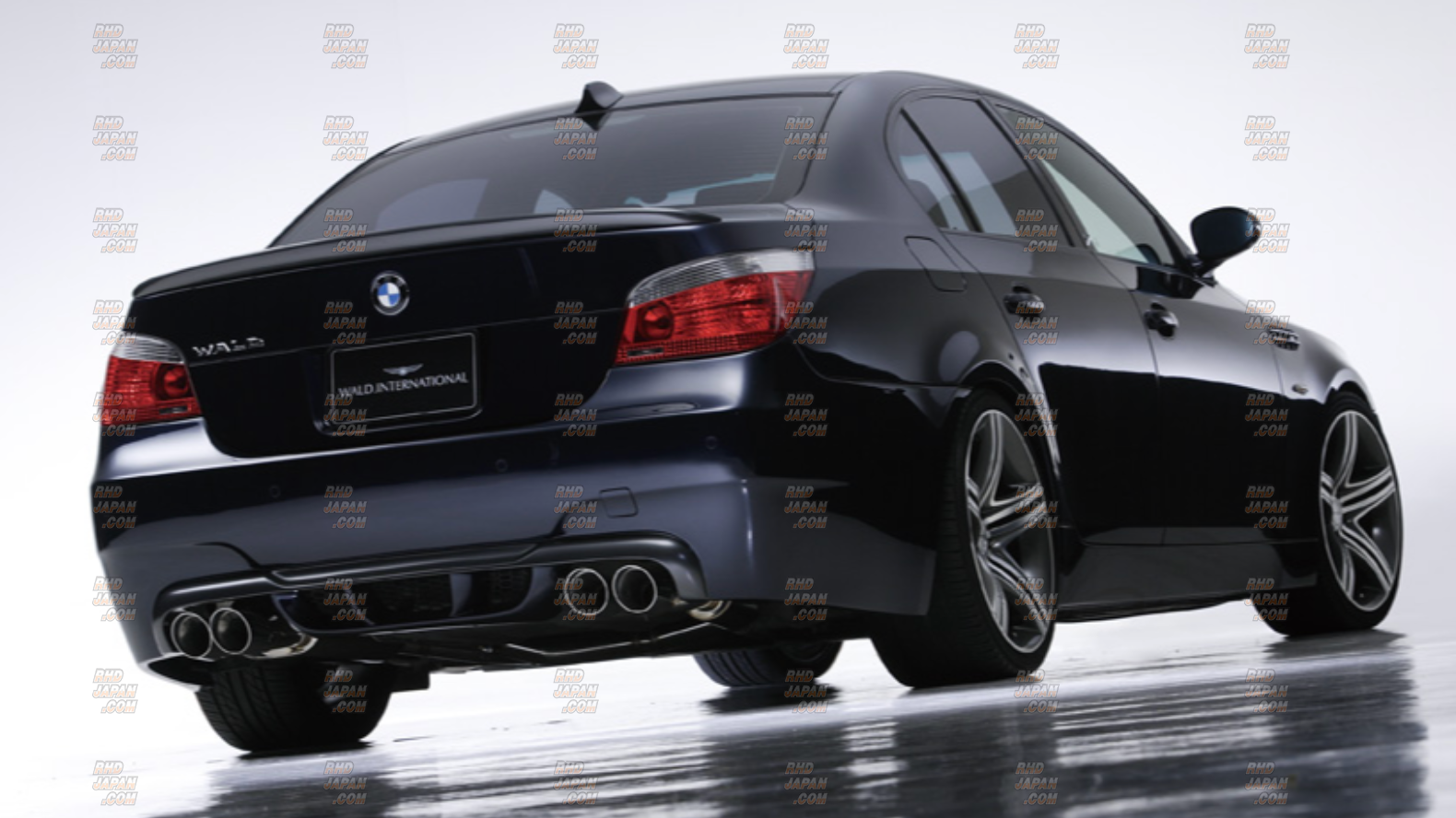 Wald Sports Line Rear Bumper Spoiler M5 Look with Net - BMW 5 Series E60